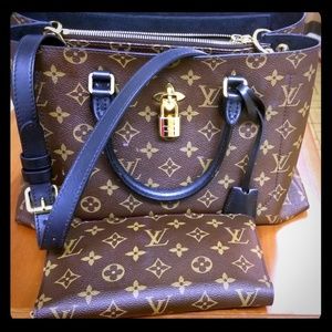 100% authentic lv bag and zip around wallet